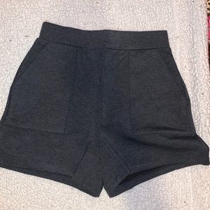 COPY - High waisted soft shorts - Express